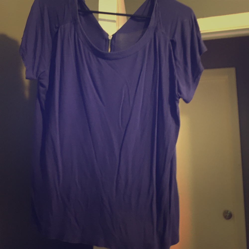 Zipper back blouse