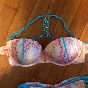 Beach Bunny Large Top