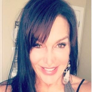 Meet your Posher, Dottie