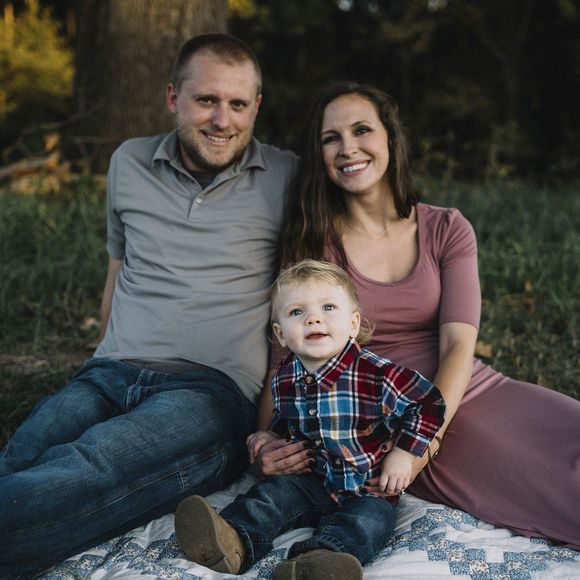 Meet your Posher, Brittiany - Picture 1 of 1