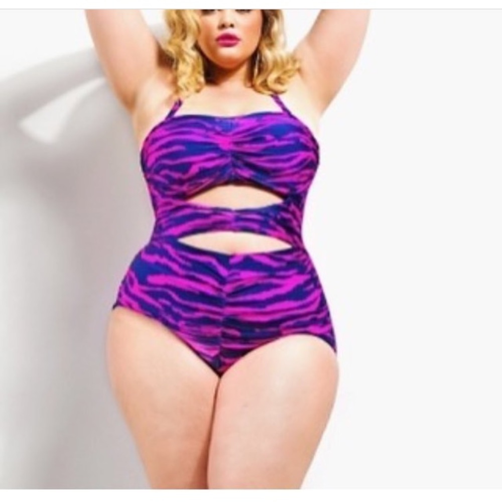 1 piece swim suit