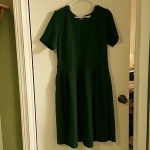 2xl Solid Green Amelia