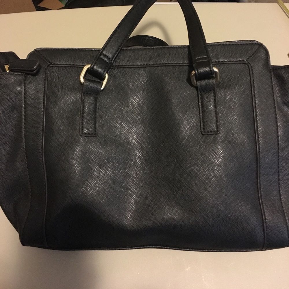 Handbag - Picture 2 of 3