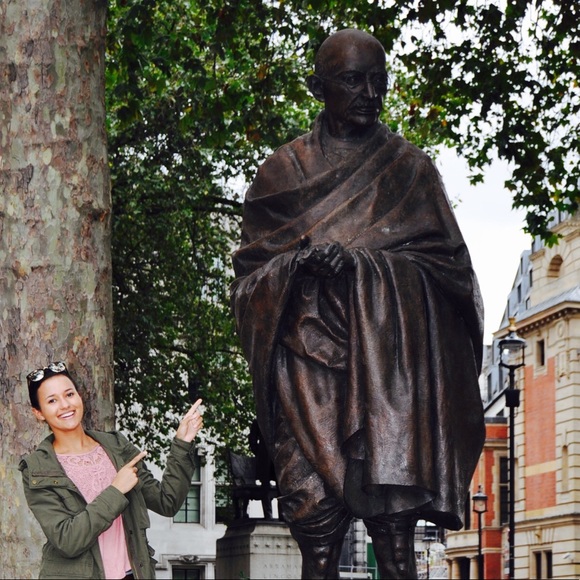 Meet your Posher, Jasmine - Picture 6 of 7