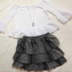 H&M Mini ruffle skirt