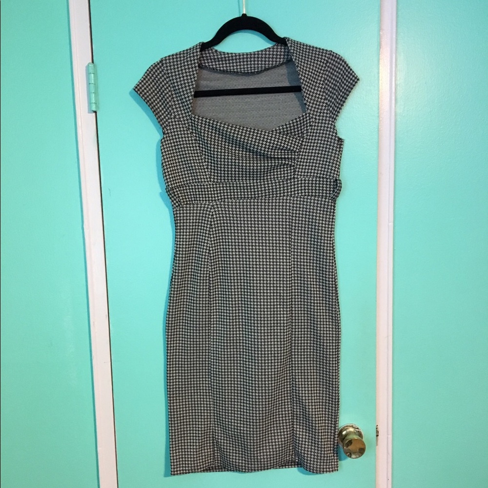 Pin-up houndstooth dress. VINTAGE!
