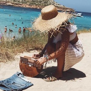 ONLY ONE LEFT !!! 📢 Small ark bamboo bag