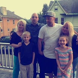 Meet your Posher, Dee