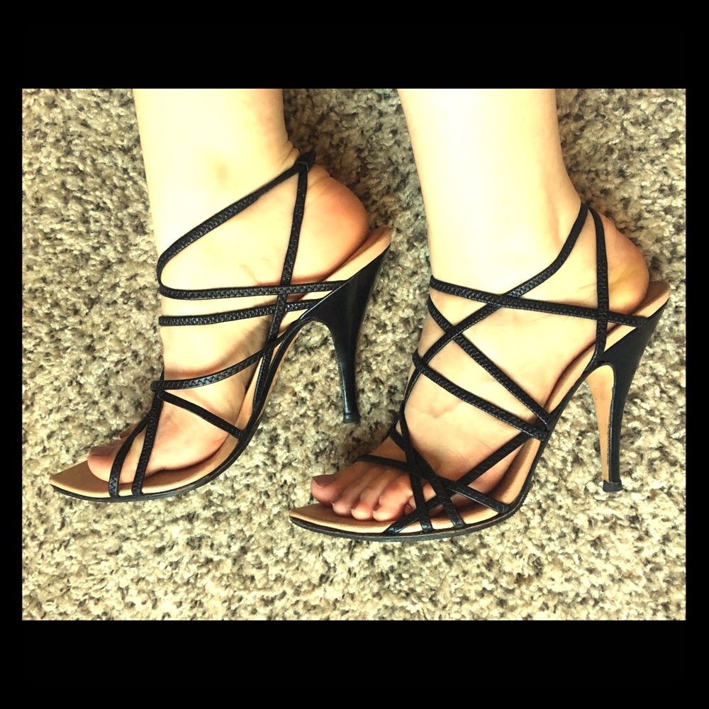 Authentic Gucci sandals with original dust bag