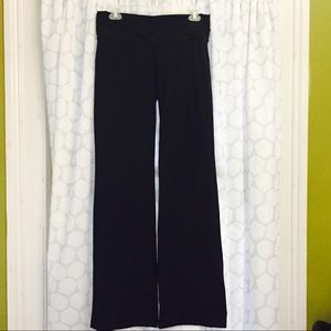 Lululemon wide leg yoga pants - size 10
