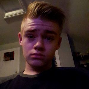 Meet your Posher, Alex