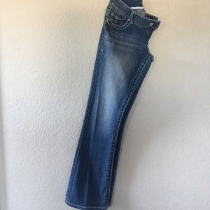 Maurices Boot Cut Jeans size 3/4 Short Dark Wash