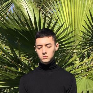 Meet your Posher, Robert