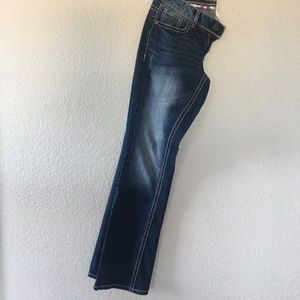 Maurices Boot Cut Jeans size 3/4 Short Dark Wash