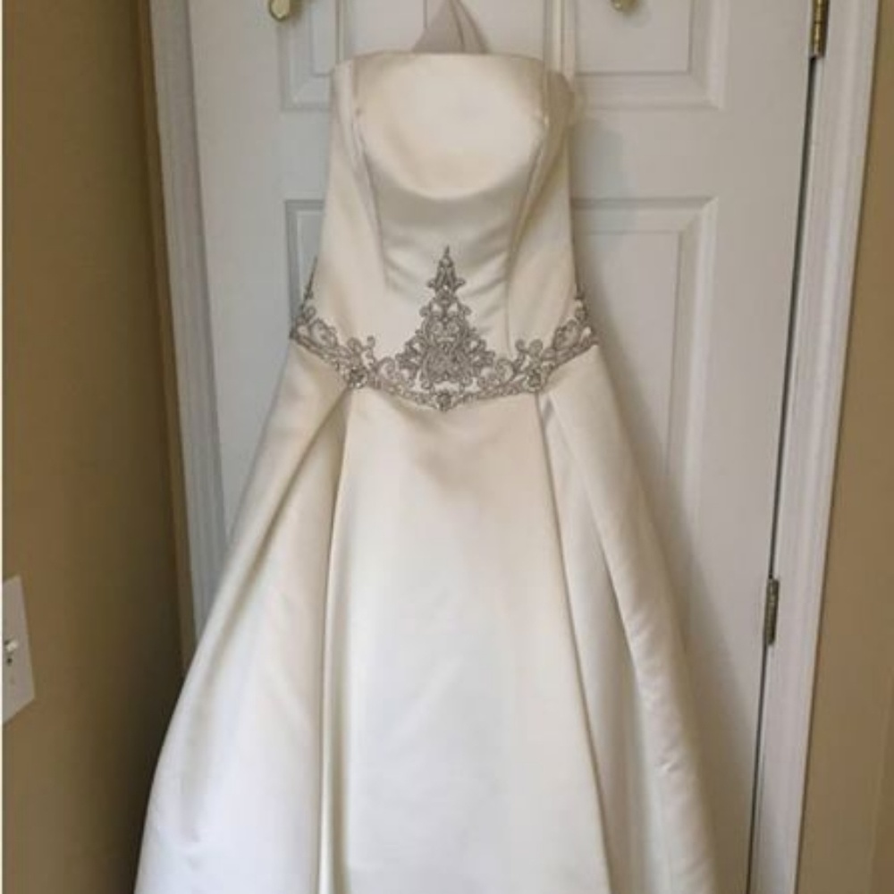 Casablanca Wedding Dress
