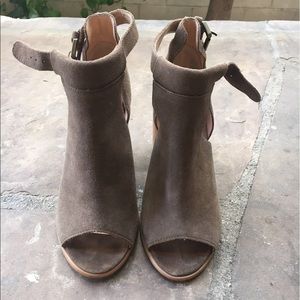 Ferris Sole Society block heel booties