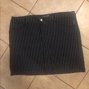 Like new Tripp NYC skirt