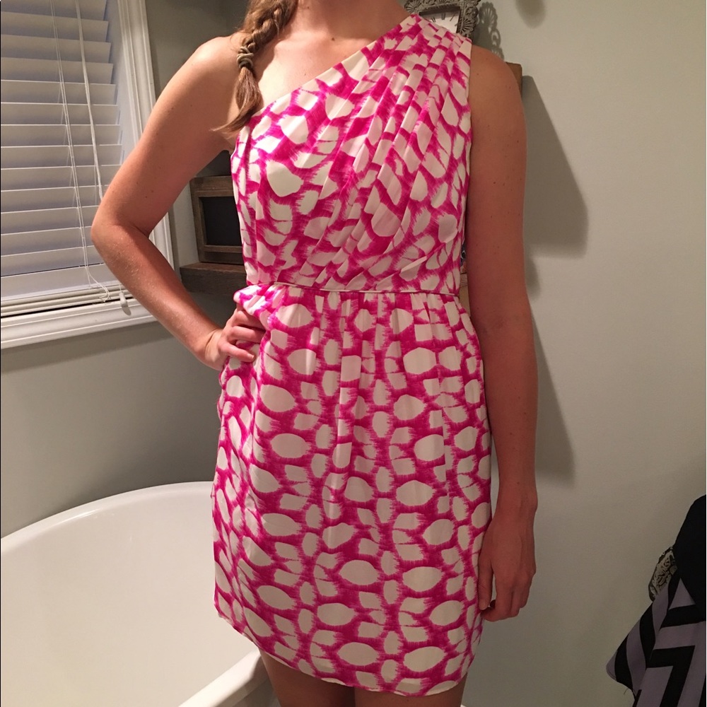 Adorable Shoshanna Pink one Shoulder - Size 6