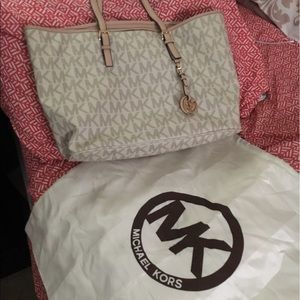 Michael kors large purse
