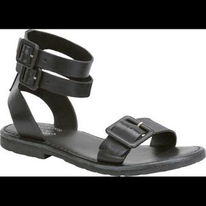 ISO in search of Kork-Ease Yvette sandals sz 38!