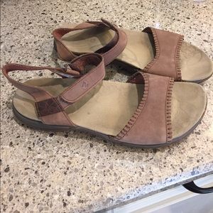 Merrell sandals size 10