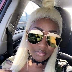 Meet your Posher, Timyra