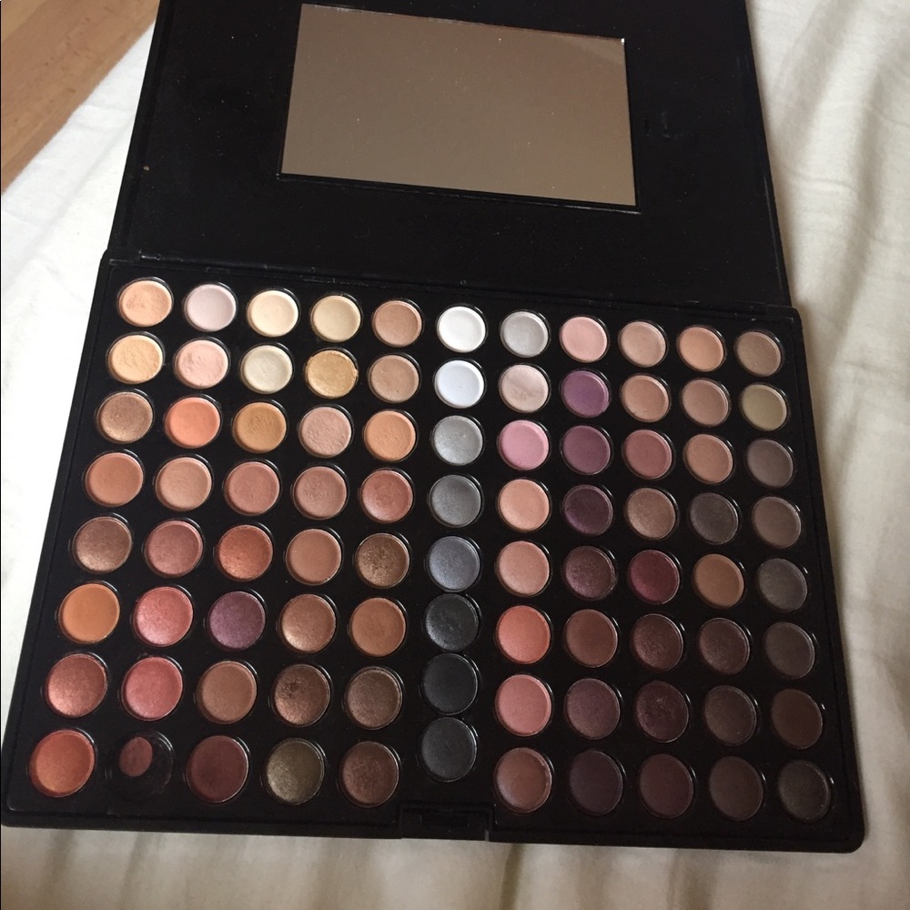 Shany Cosmetics eyeshadow palette