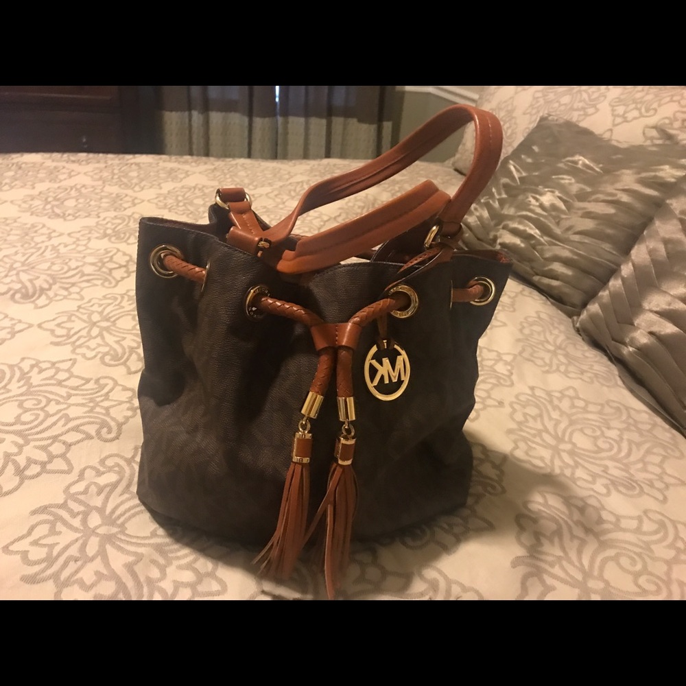 Michael Kors Fulton Large Logo Shoulder Bag