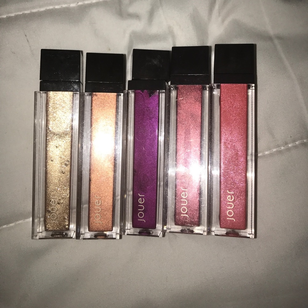 Jouer liquid lipsticks