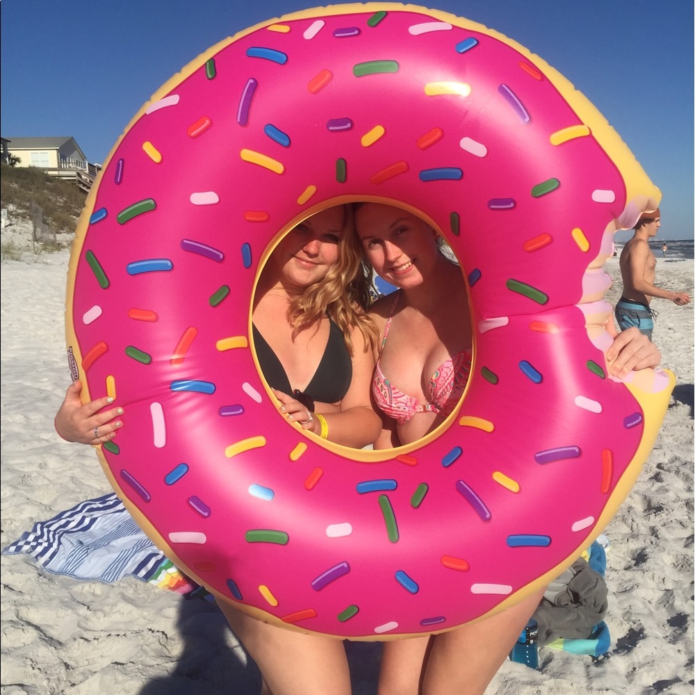 Meet your Posher, Claire