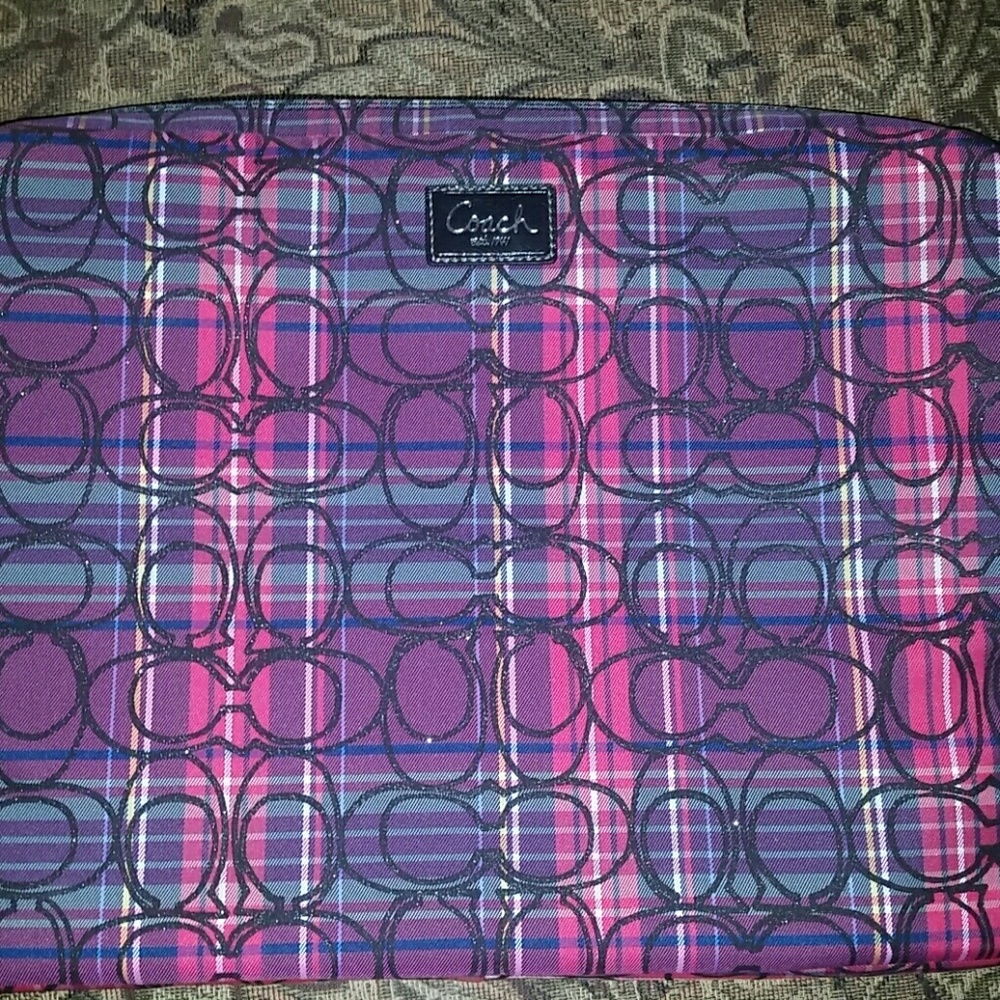 Brand new Coach computer case - Picture 2 of 3