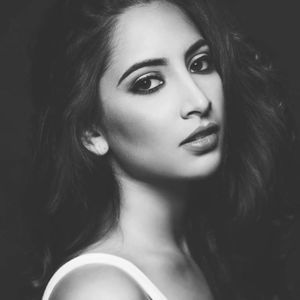 Meet your Posher, Ana