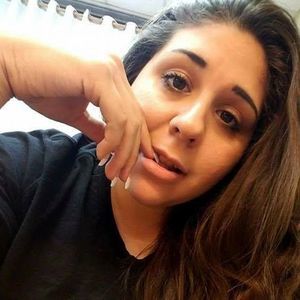 Meet your Posher, Alicia