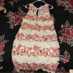 Floral lace body con dress