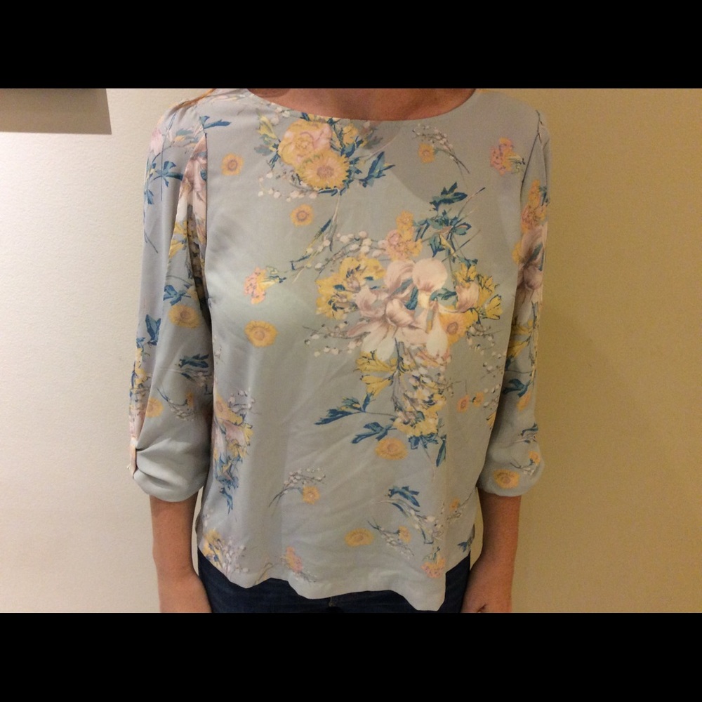 Lauren Conrad blouse/ top