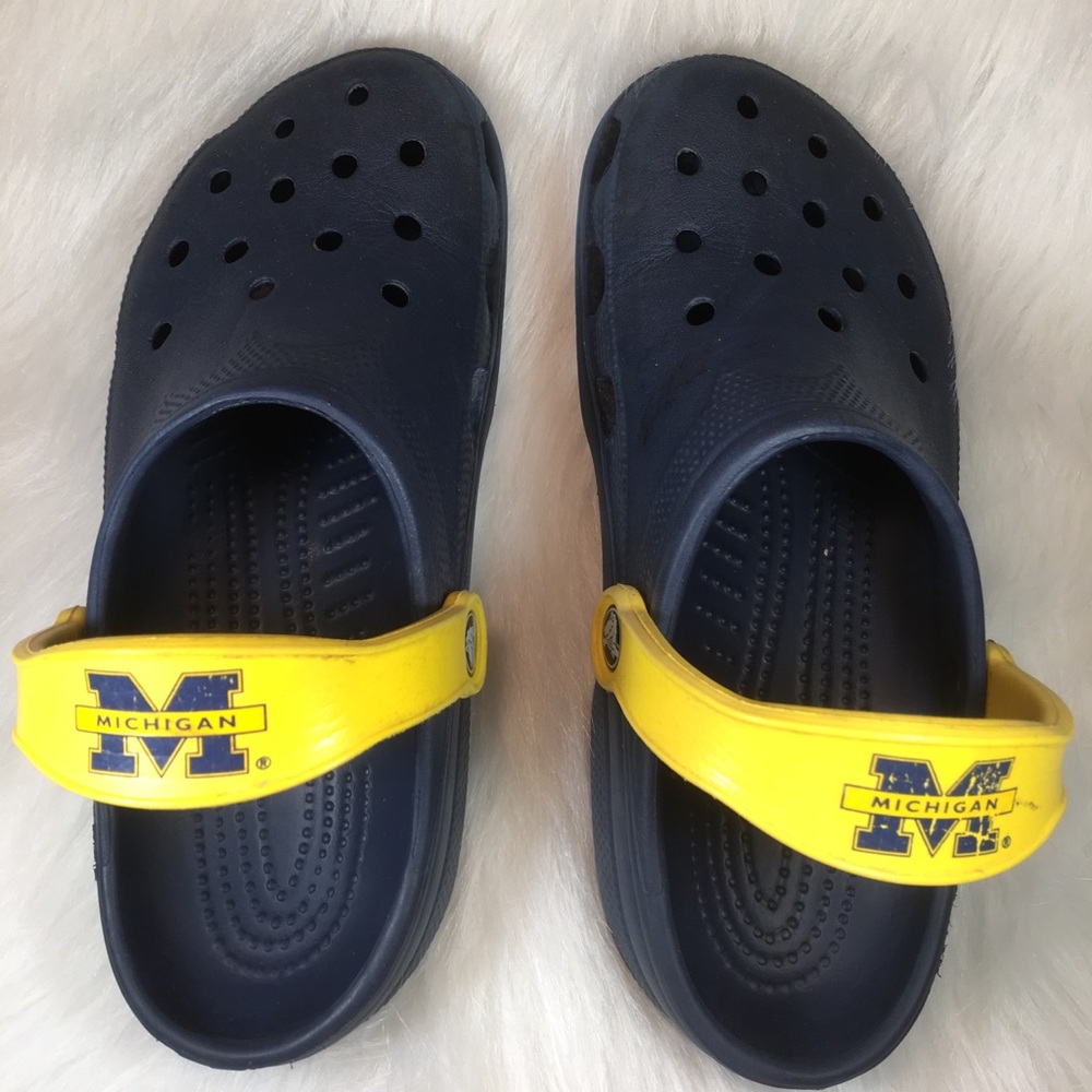 Original Style Crocs W 8-9 M 6-7 Michigan State