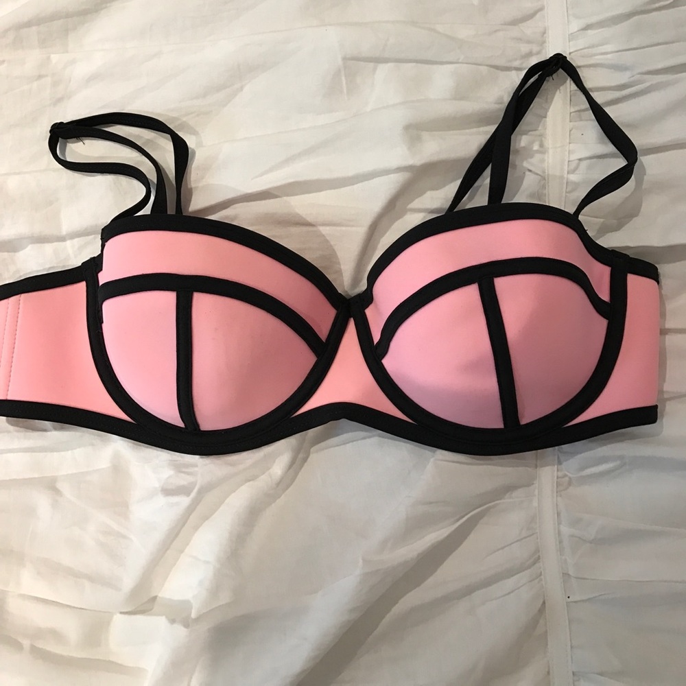 Triangl swimwear top