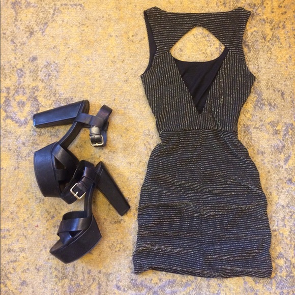 Black + Gold Slim-Fitted Dress - Picture 3 of 3