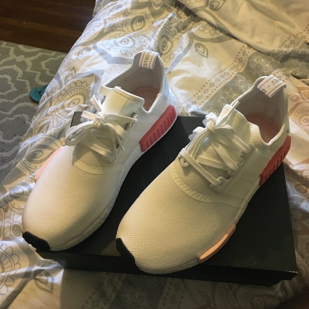Woman's NMD R1 Sneaker