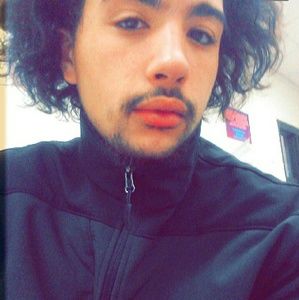 Meet your Posher, Travis