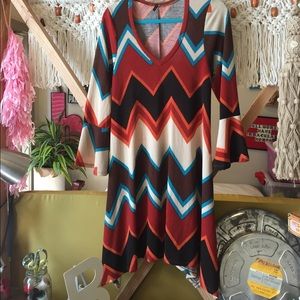Chevron 3/4 length sleeve dress
