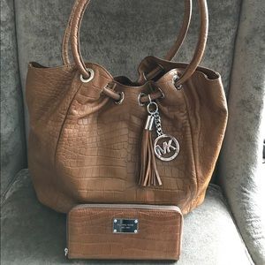 Michael Kors Croc Embossed leather bag/wallet set