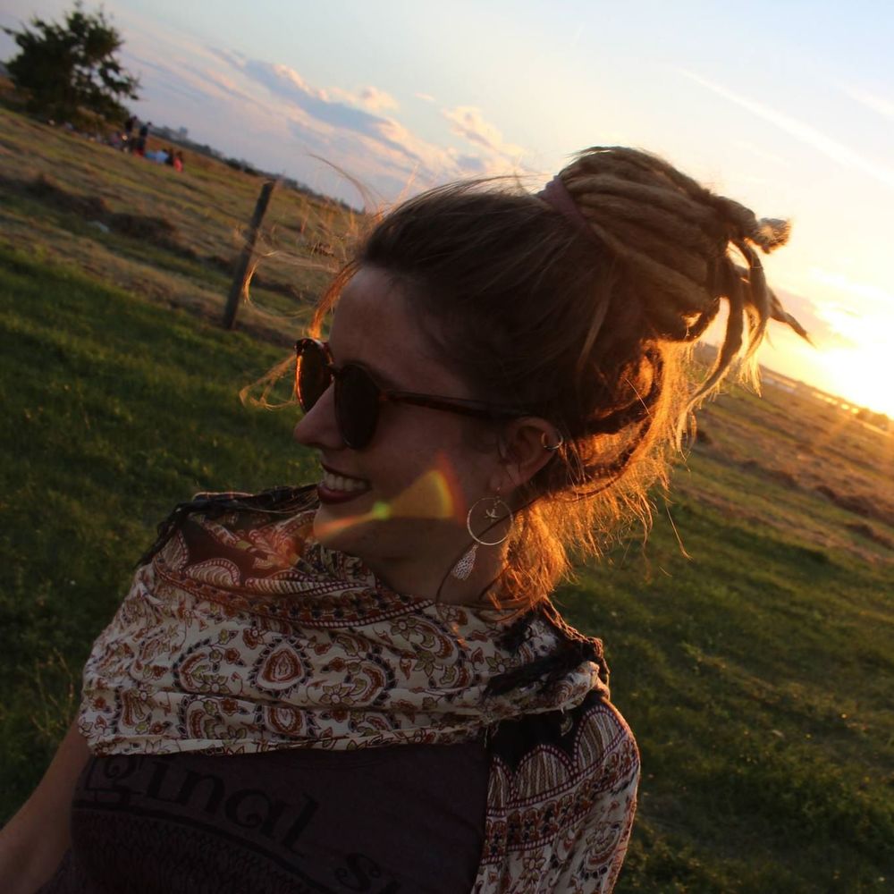 Meet your Posher, Shea