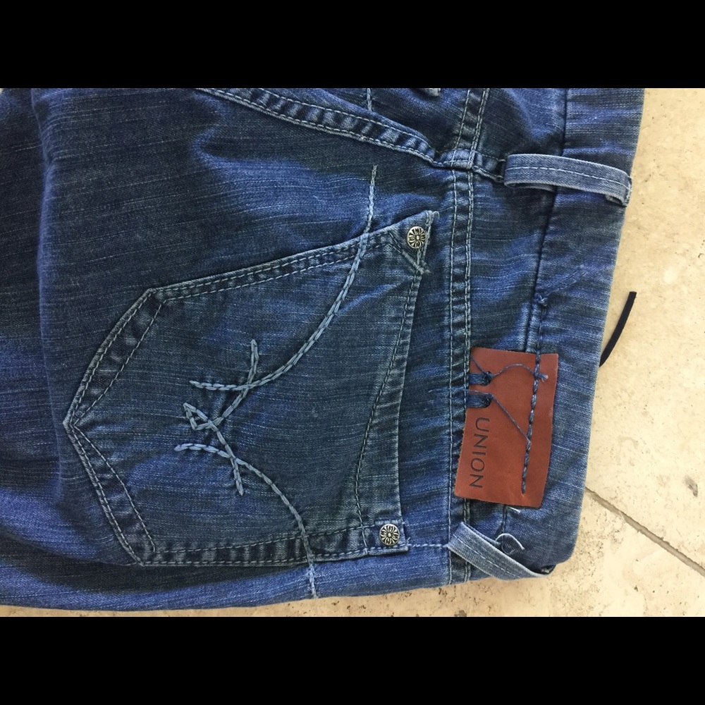 Union Jeans - Picture 3 of 5