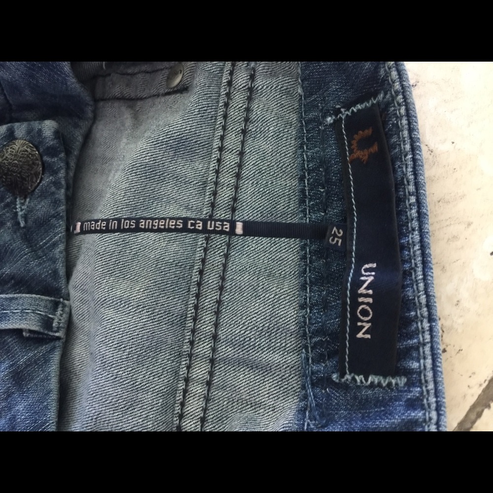 Union Jeans - Picture 4 of 5