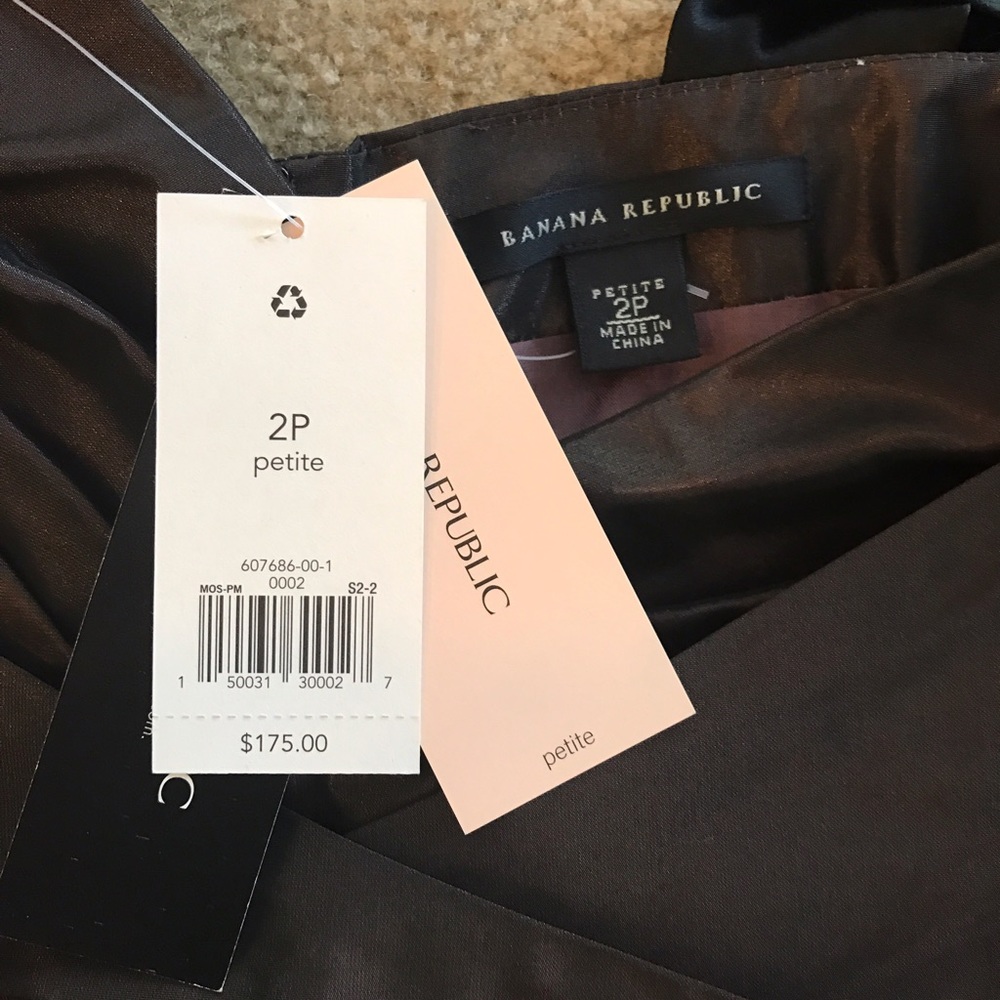 Banana Republic Sweetheart Burgundy Dress - Picture 3 of 4