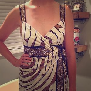 Elegant Diane Von Furstenburg Wrap - Size 8