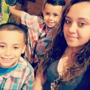 Meet your Posher, Crystal