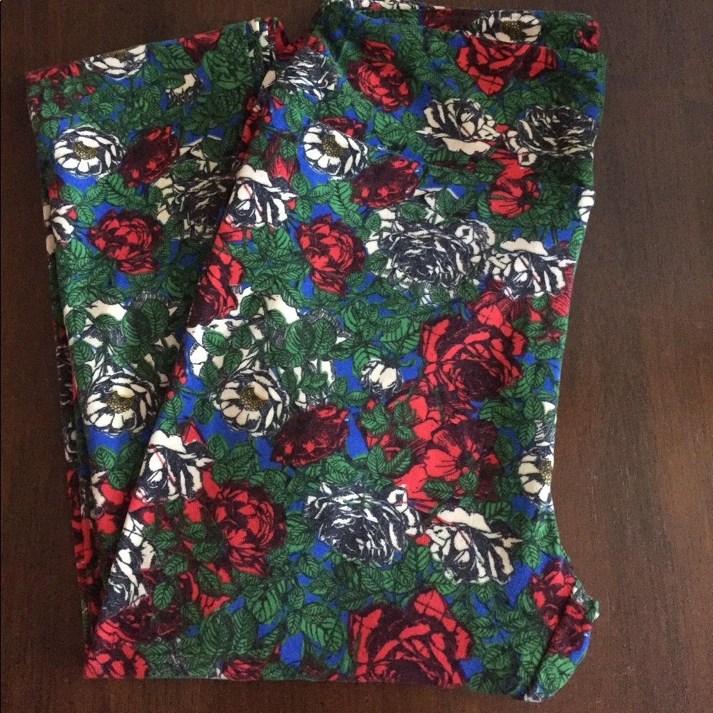 NWT OS LuLaRoe rose print leggings
