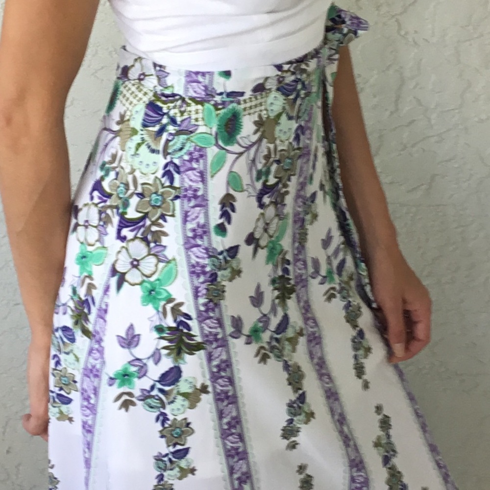 Border Print Dress Last Small - Picture 5 of 5